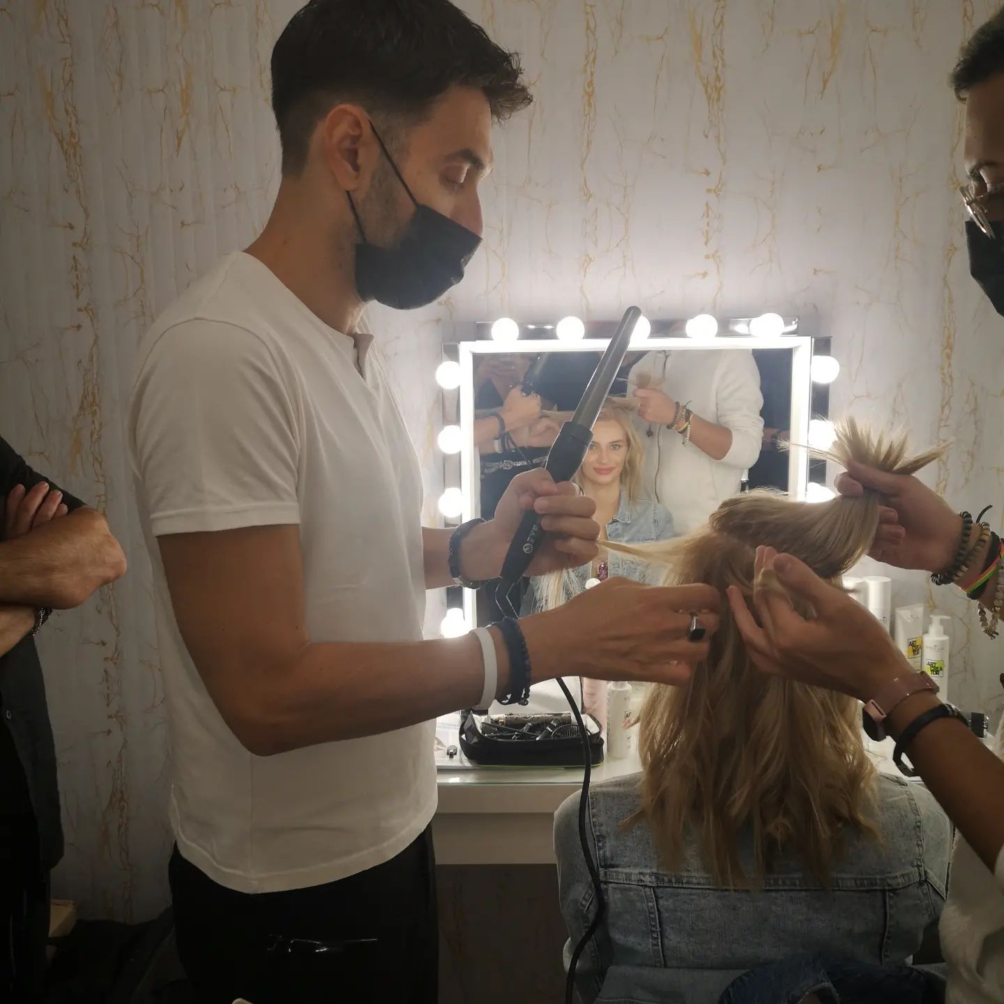 Trattamento anticaduta capelli in salone professionale